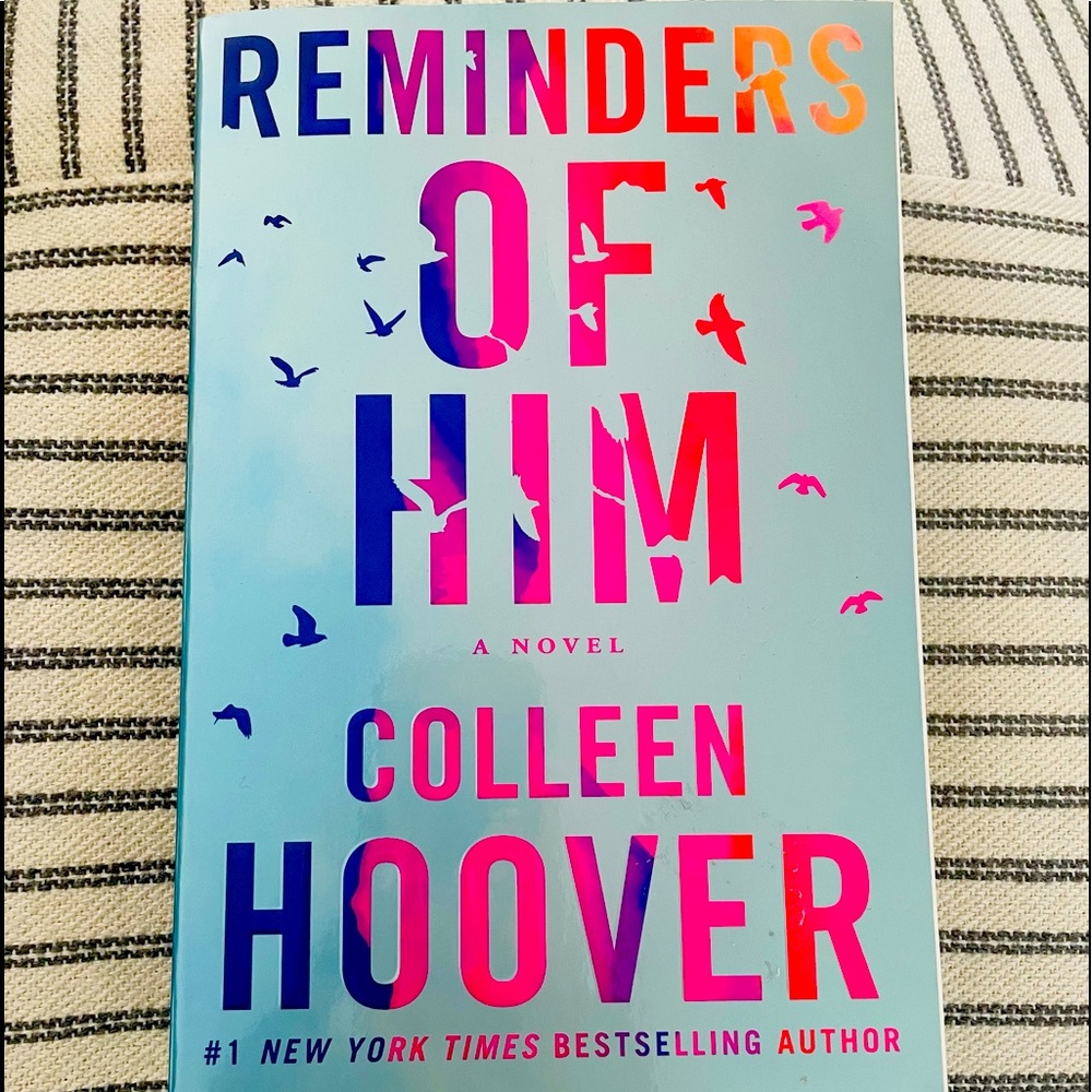 EUC COLLEEN HOOVER BOOK